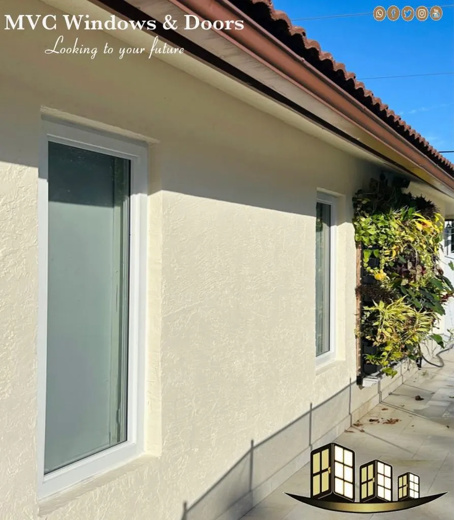 Fixed picture impact window with no operating hardware